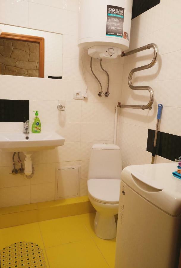 Very Nice Apartment In L'Viv ลวีฟ ภายนอก รูปภาพ