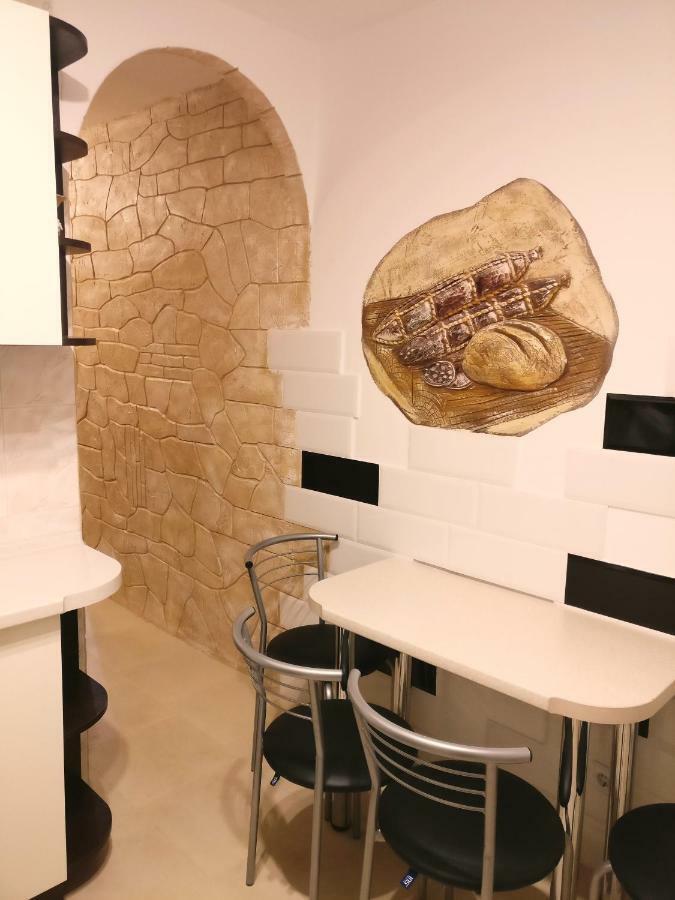 Very Nice Apartment In L'Viv ลวีฟ ภายนอก รูปภาพ