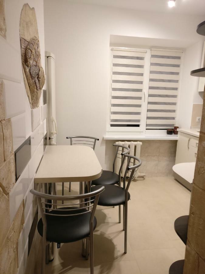 Very Nice Apartment In L'Viv ลวีฟ ภายนอก รูปภาพ